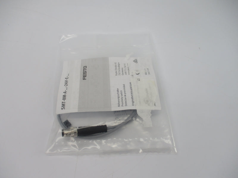 FESTO SMT-8M-A-PS-24V-E-0,3-M8D 574334 SER. 11-2021:13 NSMP