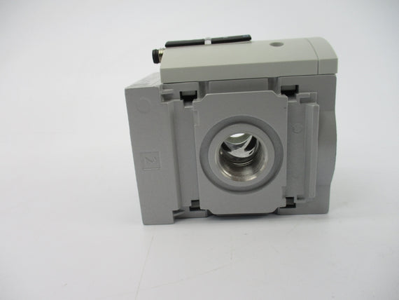 FESTO MS6-FRM-1/2-AD7 527676 15-30VDC 145PSI NSNP