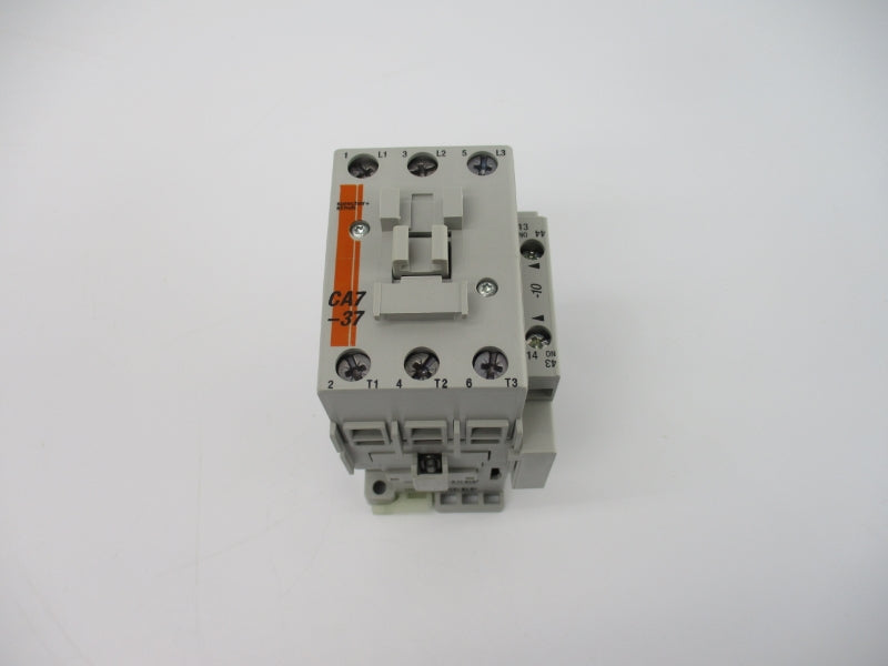SPRECHER+SCHUH CA7-37E-00 SER. C 24VDC 65A NSNP