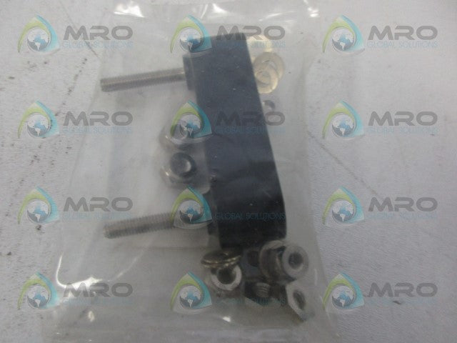 INDUSTRIAL MRO N4515520303 CONNECTOR *NEW IN FACTORY BAG*
