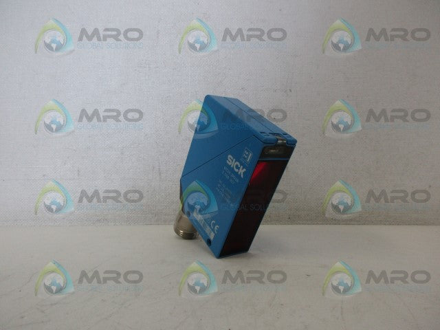 SICK WT24-2R518 PHOTOELECTRIC SENSOR SWITCH *NEW NO BOX*