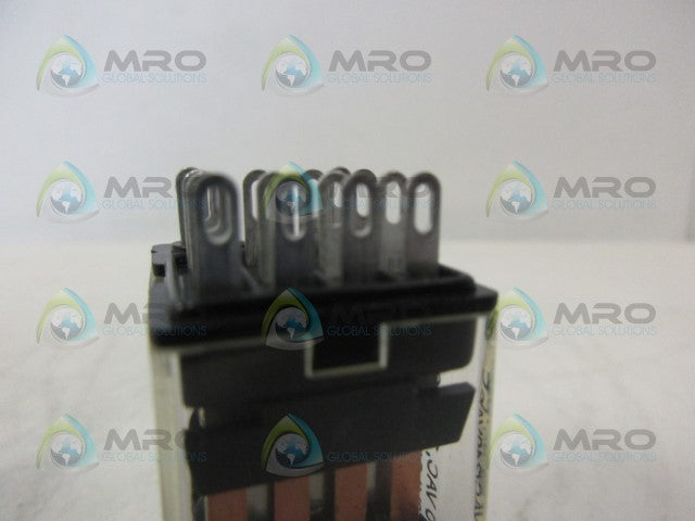 CUTLER HAMMER D2PR4T1 SER.A2 A4VDC RELAY *USED*