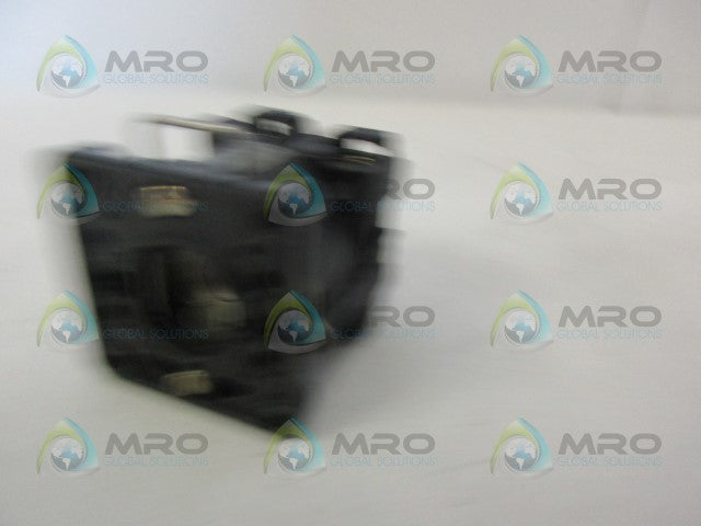 SQUARE D K2B002A CAM SWITCH *NEW NO BOX*