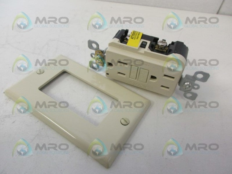 LEVITON N7599-1 OUTLET W/WALLPLATE *NEW IN BOX*