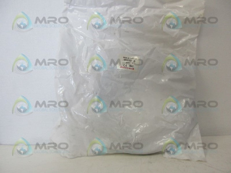 HONEYWELL 914CE2-6 LIMIT SWITCH * NEW IN FACTORY BAG *