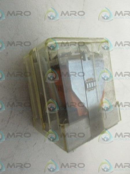 FINDER 62.33 RELAY *USED*