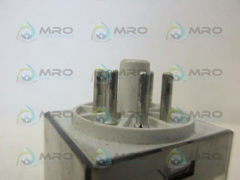ALLEN BRADLEY 700-HA32Z24-3-4 SER. D RELAY 24VDC *USED*