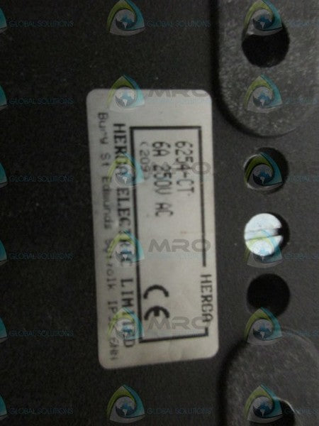 HERGA ELECTRIC 6254-CT FOOT SWITCH *USED*