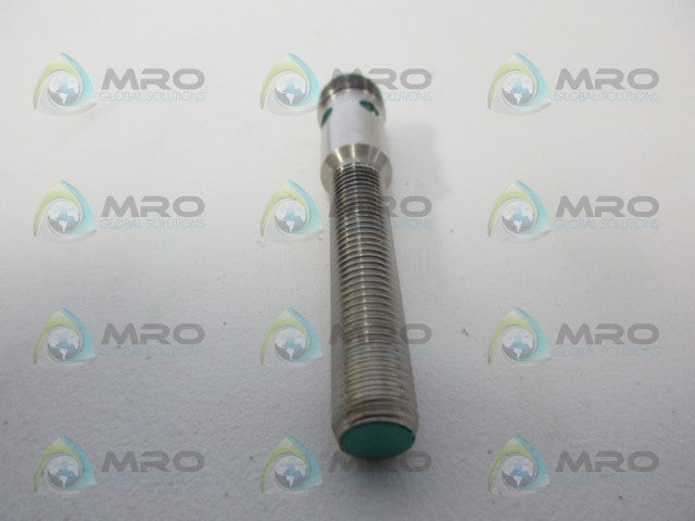 PEPPERL+FUCHS NBB1,5-8GM40-E2-V1 INDUCTIVE PROXIMITY SWITCH *NEW NO BOX*