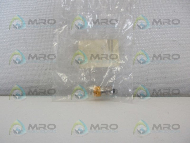 RS COMPONENT 590-828 MUITI-CHIP LEO * NEW IN FACTORY BAG *