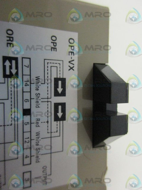 OMRON OPE-VX PHOTOELECTRIC SWITCH AMPLIFIER *USED*