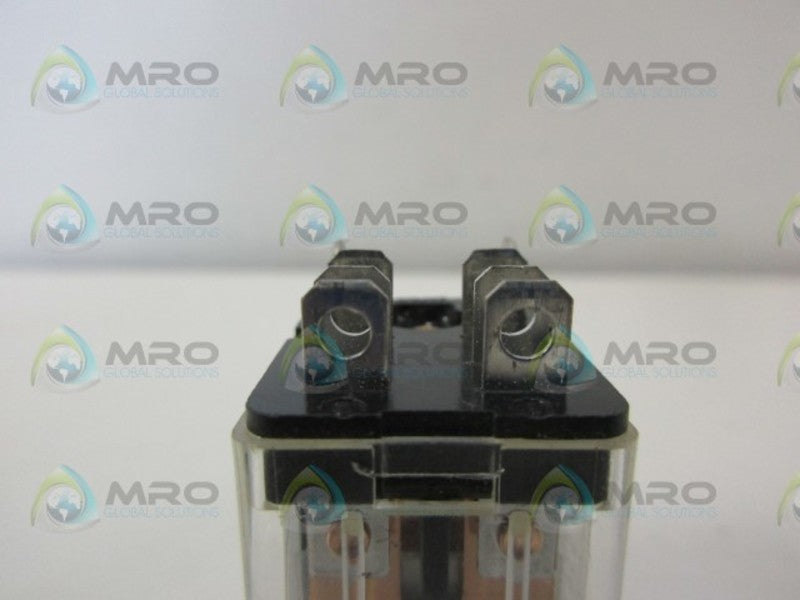 ALLEN BRADLEY 700-HF32A1 SER A RELAY *USED*