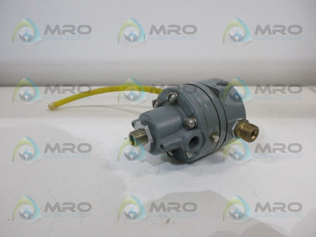 MOORE NULLMATIC 41-100 PRESSURE REGULATOR *USED*