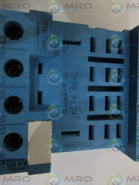 FINDER 96.74 SOCKET *NEW NO BOX*