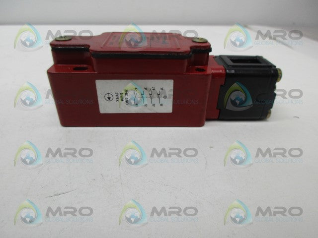 HONEYWELL GKBA16L8 MICROSWITCH *NEW NO BOX*