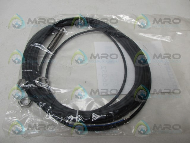 BALLUFF BES516-324-EO-C-PU-05 INDUCTIVE SENSOR  *NEW IN FACTORY BAG*