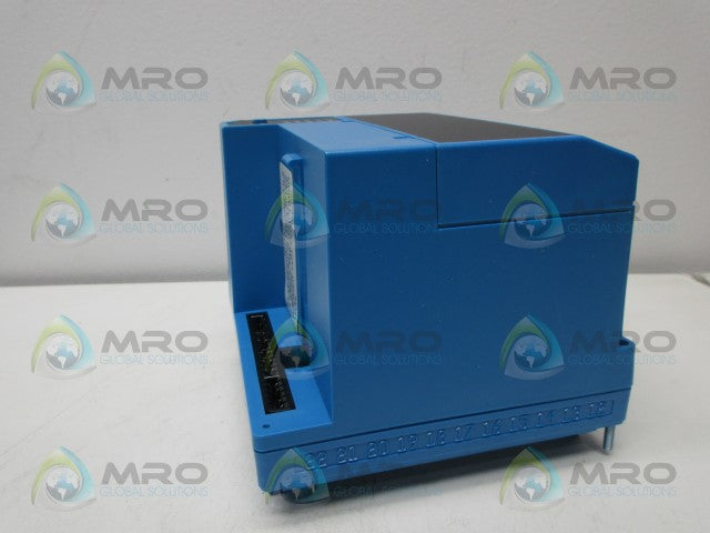 HONEYWELL RM7885A1015 BURNER CONTROL *USED*