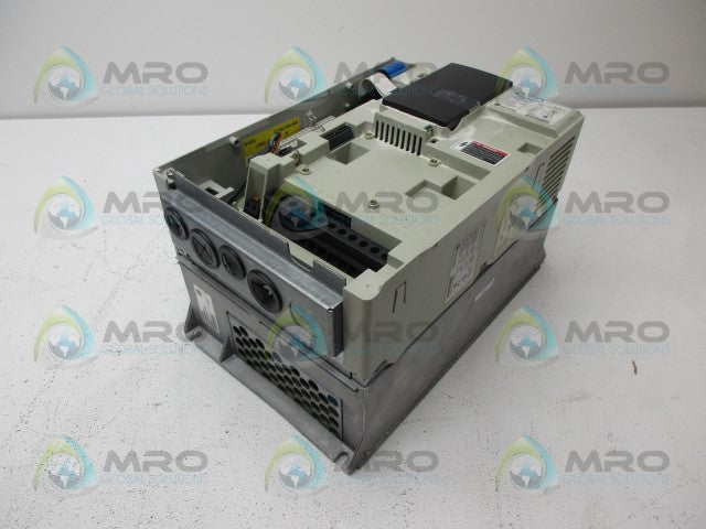 ALLEN BRADLEY 20BD034A0AYNANB0 POWERFLEX 70 DRIVE (AS PICTURED) *USED*