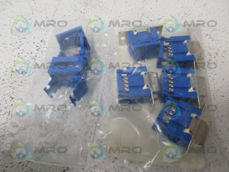 CW INDUSTRIES CFM09G-ND CONNECTOR (PKG OF 5) *NEW IN FACTORY BAG*