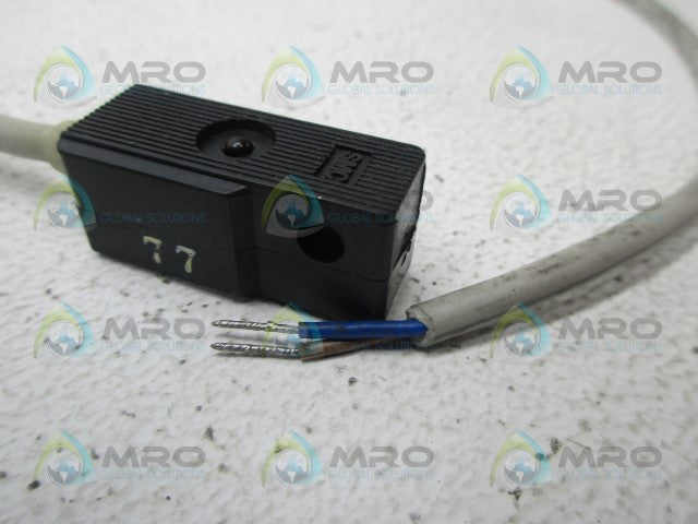 SMC D-B53 AUTO REED SWITCH (AS PICTURED) *NEW NO BOX*