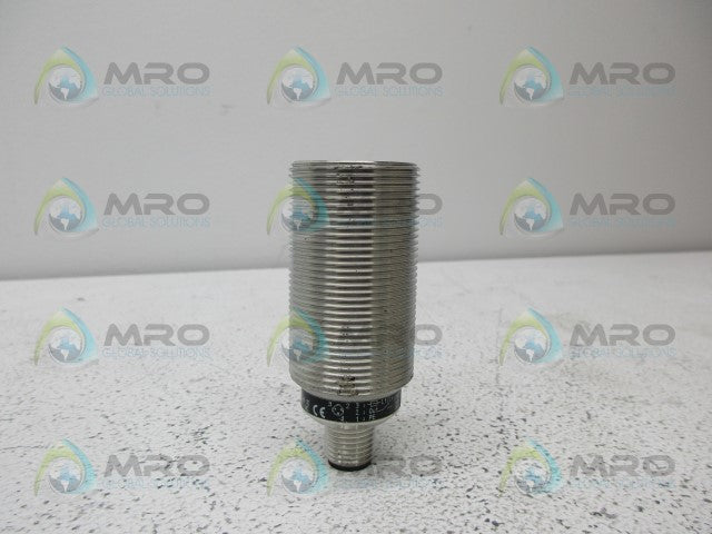 IFM EFECTOR 110340 PROXIMITY SENSOR *NEW NO BOX*