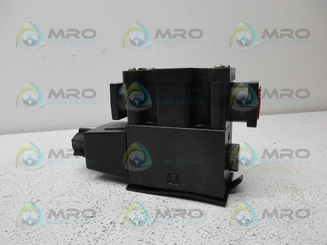 PARKER D1VW030BNYCF HYDRAULIC SOLENOID VALVE *NEW NO BOX*