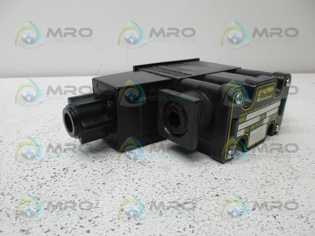 PARKER D1VW030BNYCF HYDRAULIC SOLENOID VALVE *NEW NO BOX*