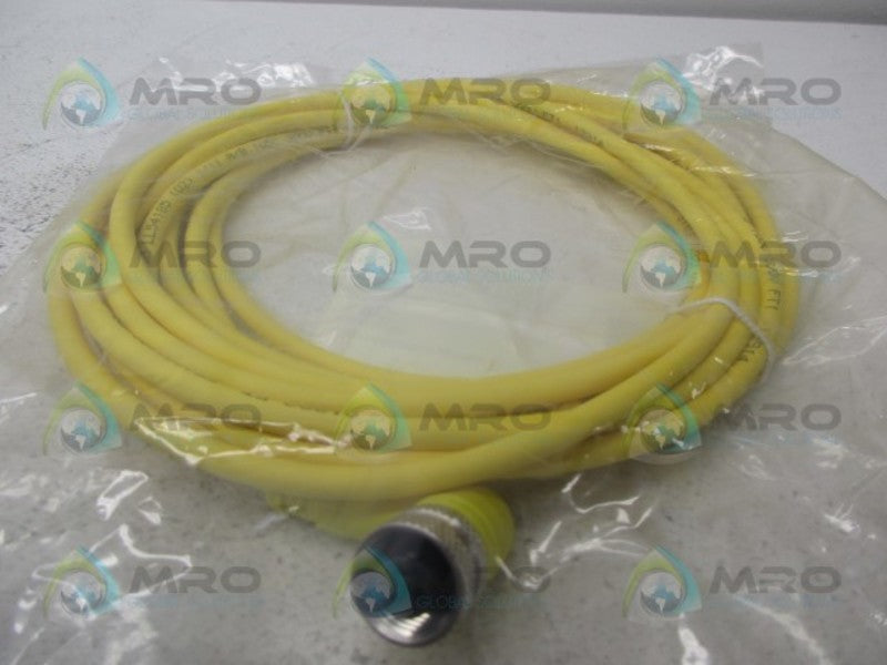 IFM EFECTOR E18204 CONNNECTOR *NEW IN FACTORY BAG*