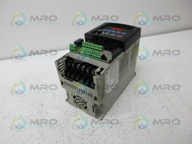 ALLEN BRADLEY 22B-D2P3N104 (AS PICTURED) POWERFLEX 40 AC DRIVE *NEW NO BOX