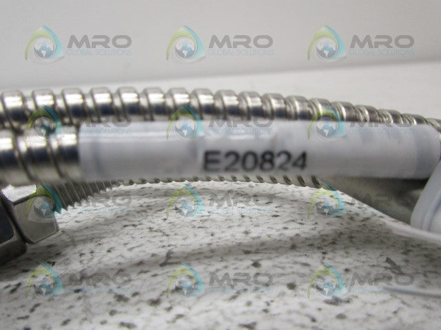 IFM EFECTOR E20824 FIBER OPTIC CABLE *NEW IN BOX*
