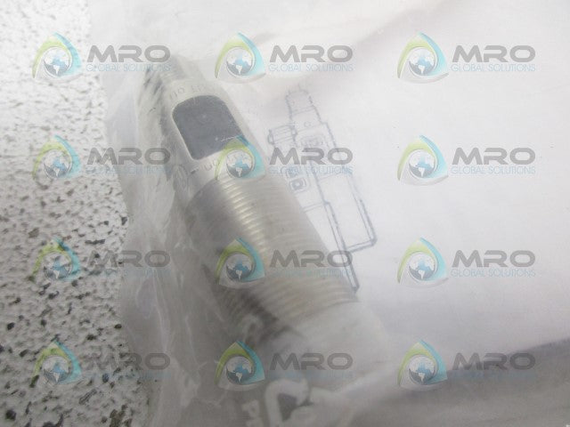IFM EFECTOR OGT500 PHOTOELECTRIC SENSOR *NEW IN FACTORY BAG*
