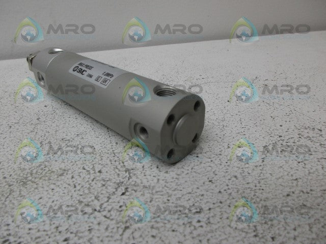 SMC CDG1BN25-50Z CYLINDER *NEW NO BOX*