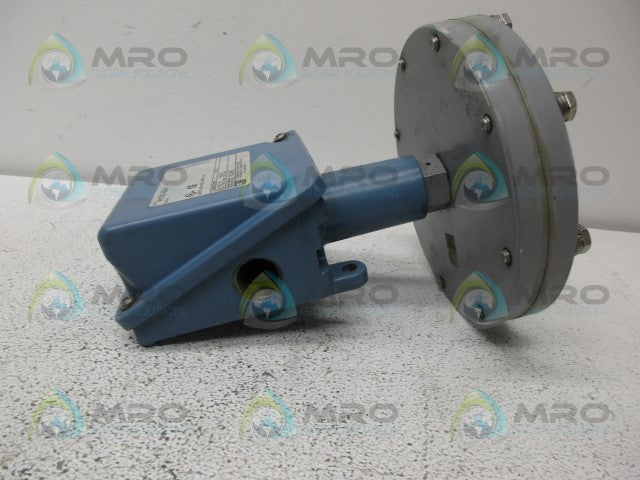 UNITED ELECTRIC H100-524 PRESSURE SWITCH *USED*