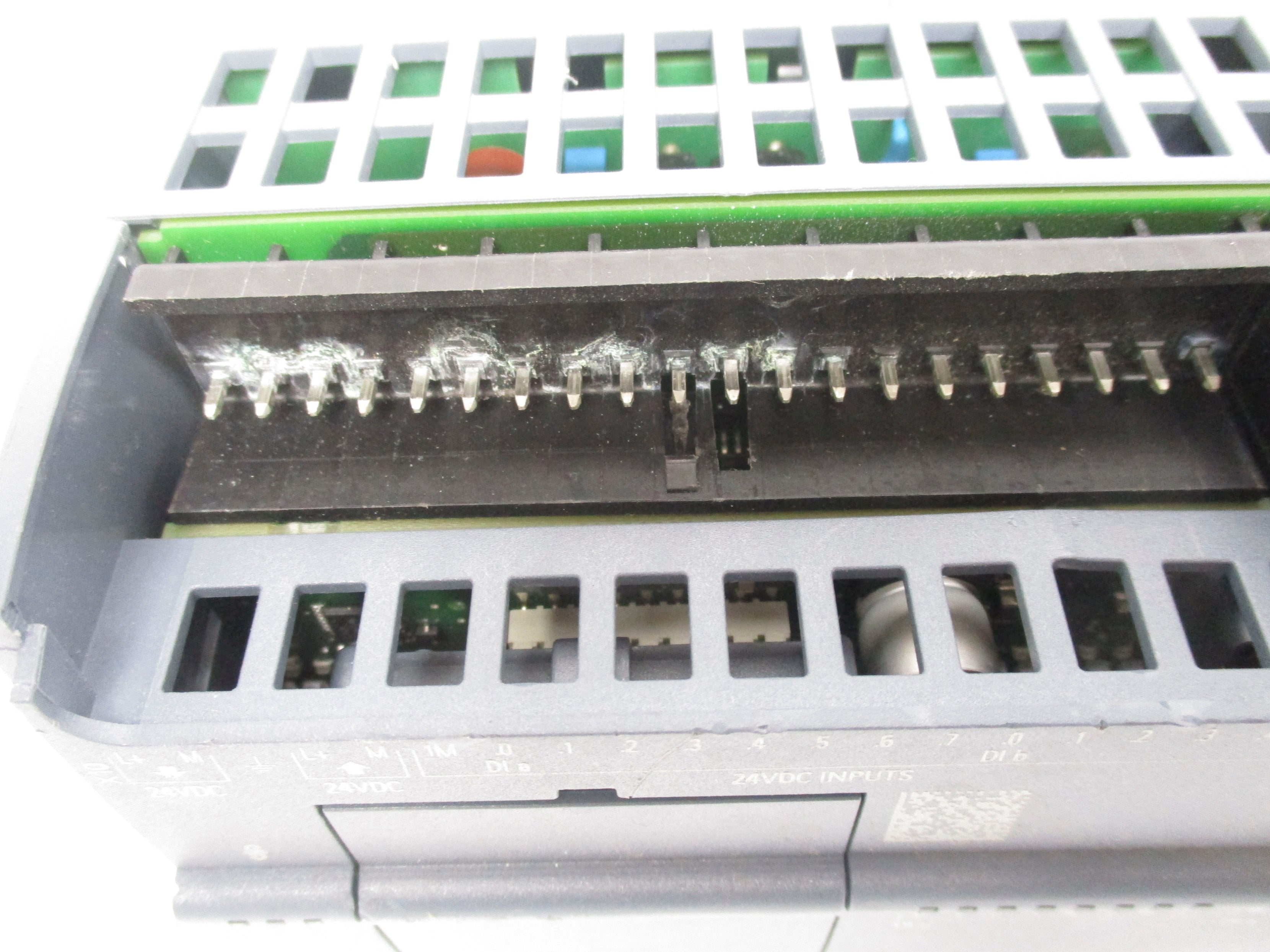 SIEMENS 6ES7214-1HG40-0XB0 24VDC 1.5A UNMP