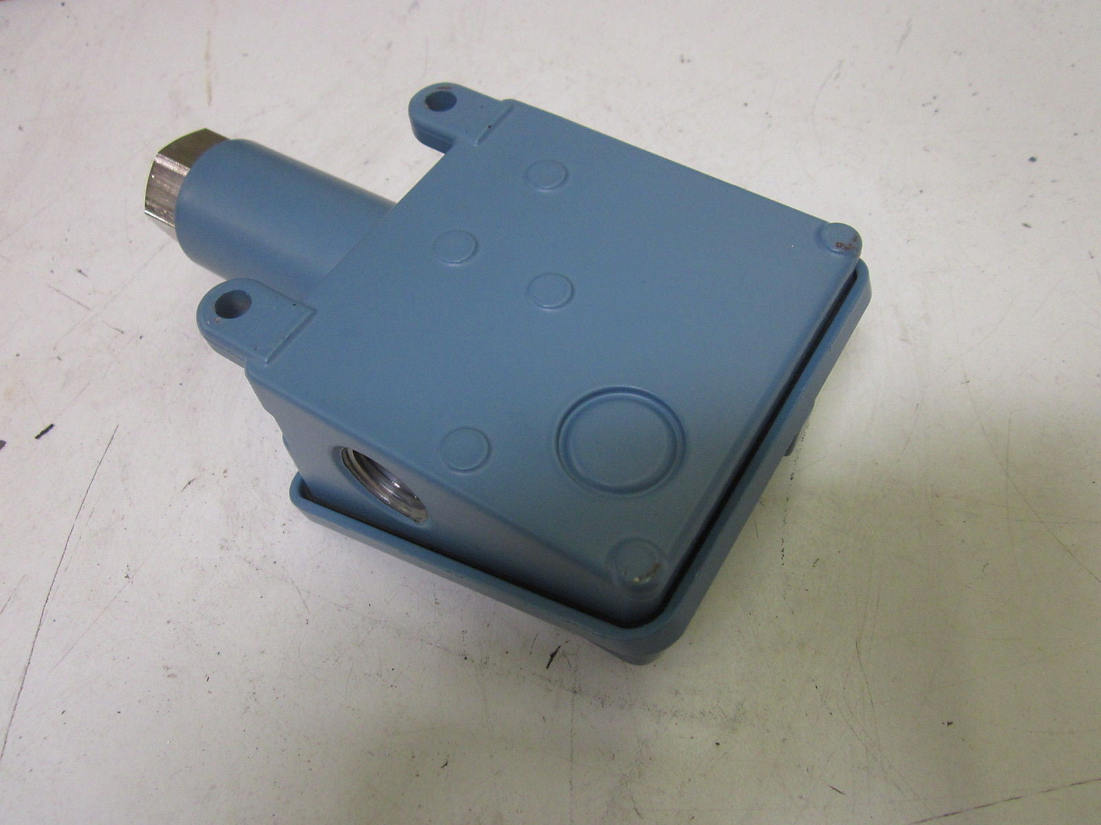 KOENIG-PRETEMPCO KPH100-30-D-1010 *USED*