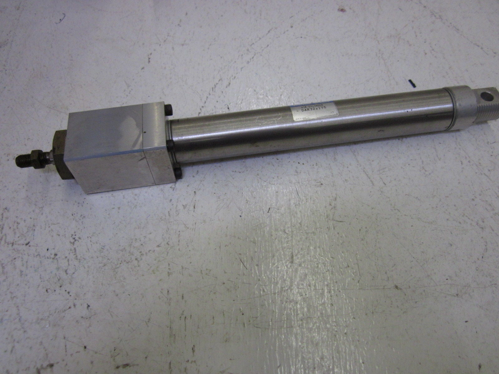 KOGANEI DAR32X175 AIR CYLINDER *USED*