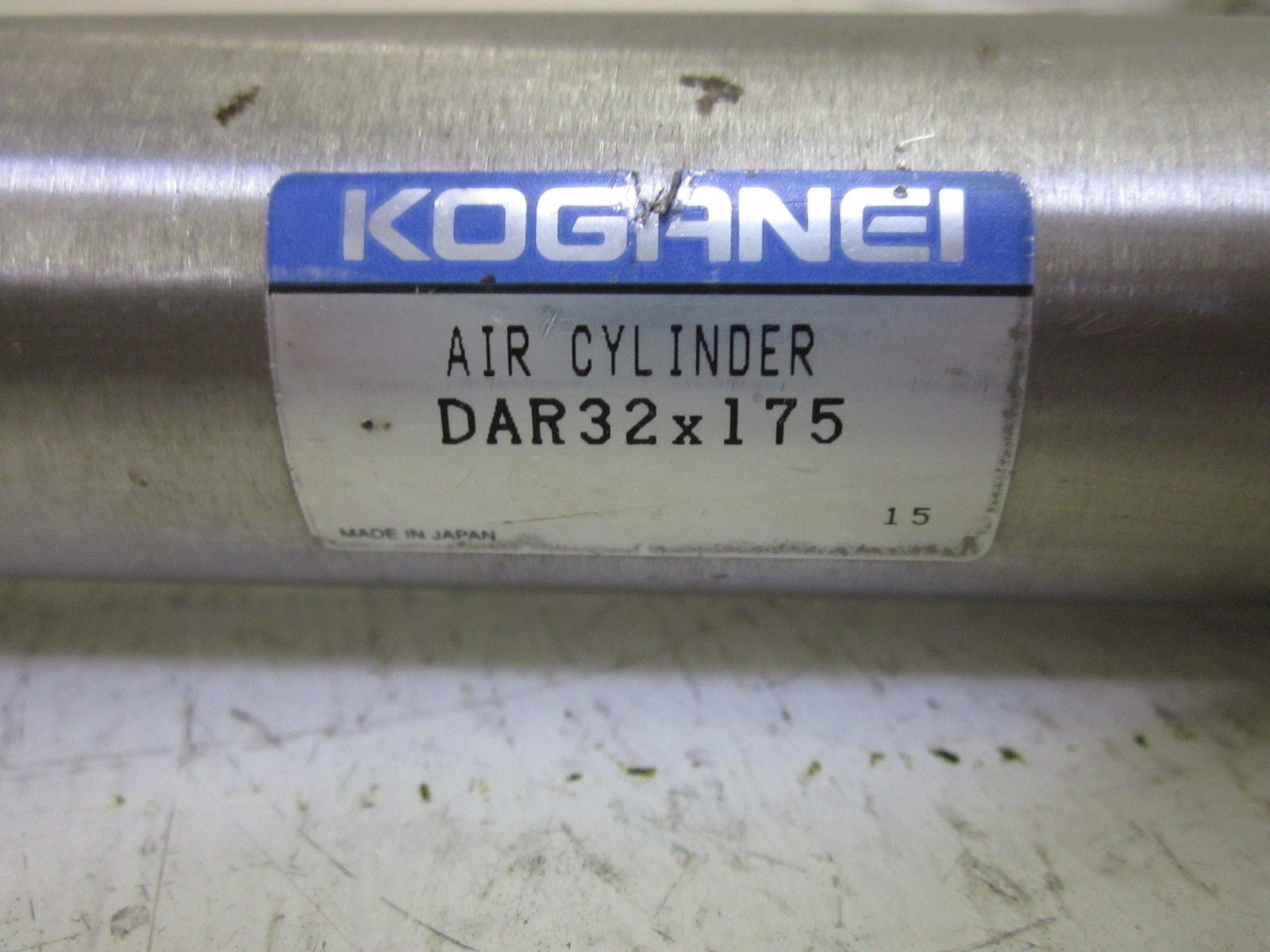 KOGANEI DAR32X175 AIR CYLINDER *USED*