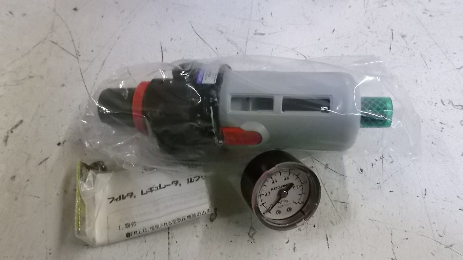 KOGANEI FR300-02 FILTER REGULATOR *NEW IN BOX*