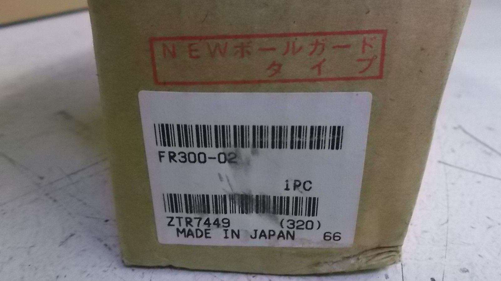 KOGANEI FR300-02 FILTER REGULATOR *NEW IN BOX*