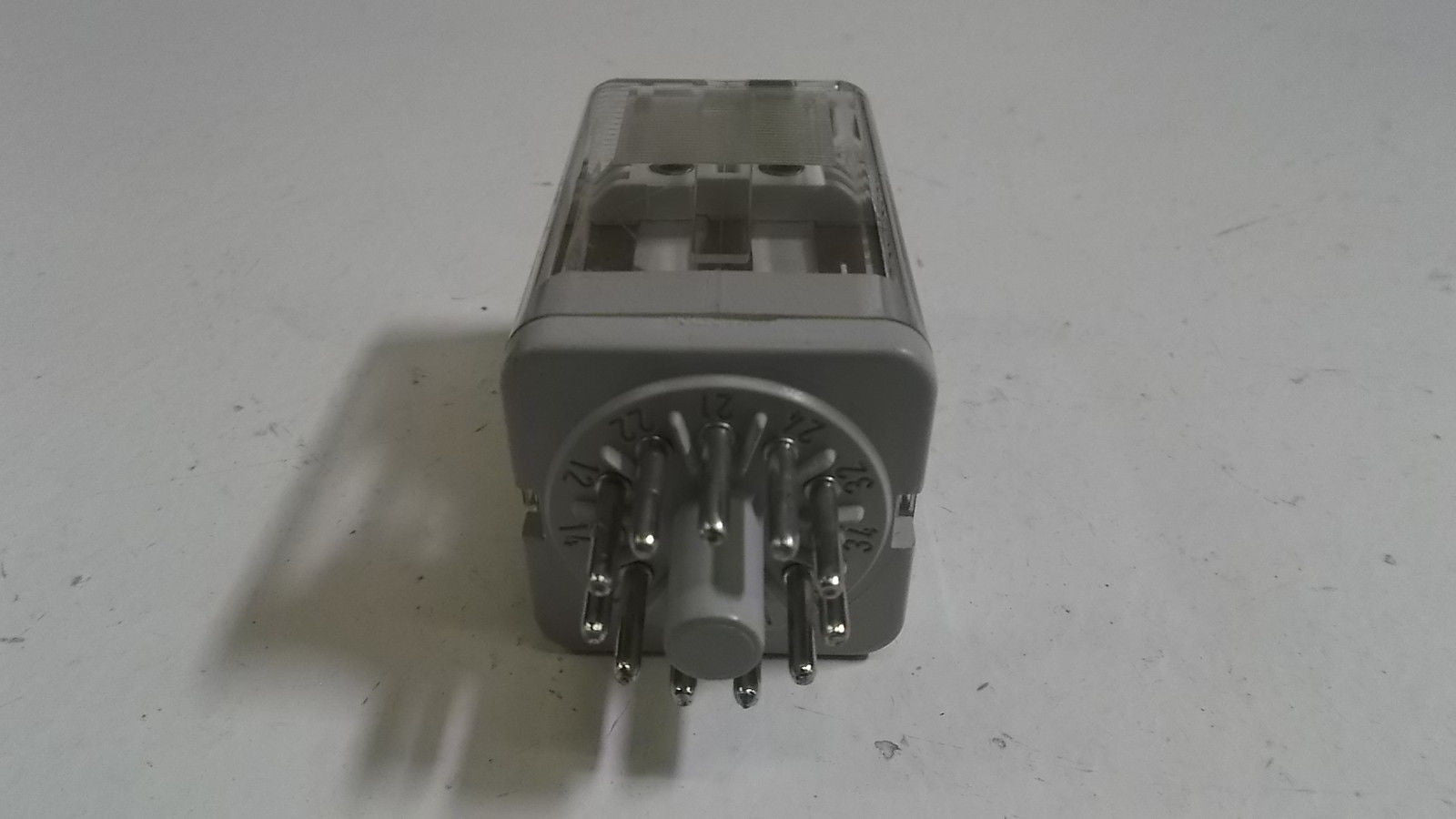KUHNKE RELAY UF3F-24V DC N *NEW NO BOX*