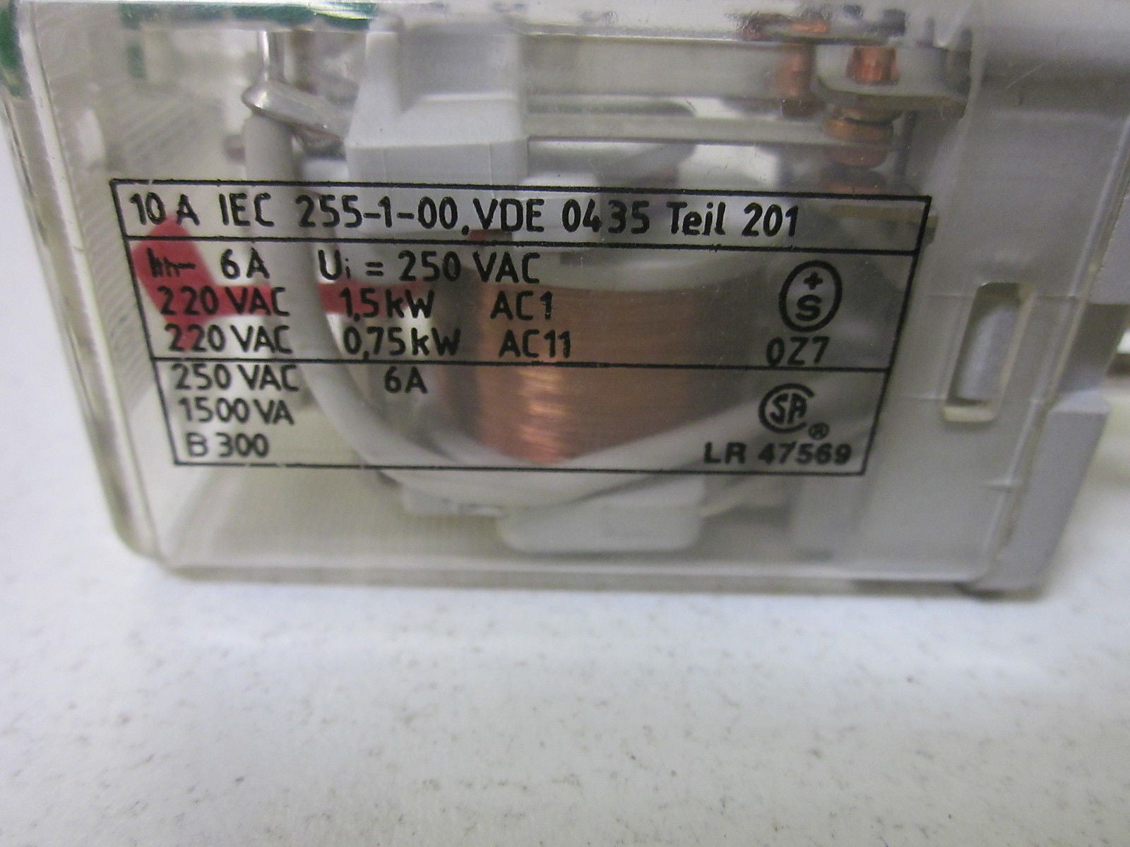KUHNKE UF3-24VDCN RELAY 24VDC *USED*