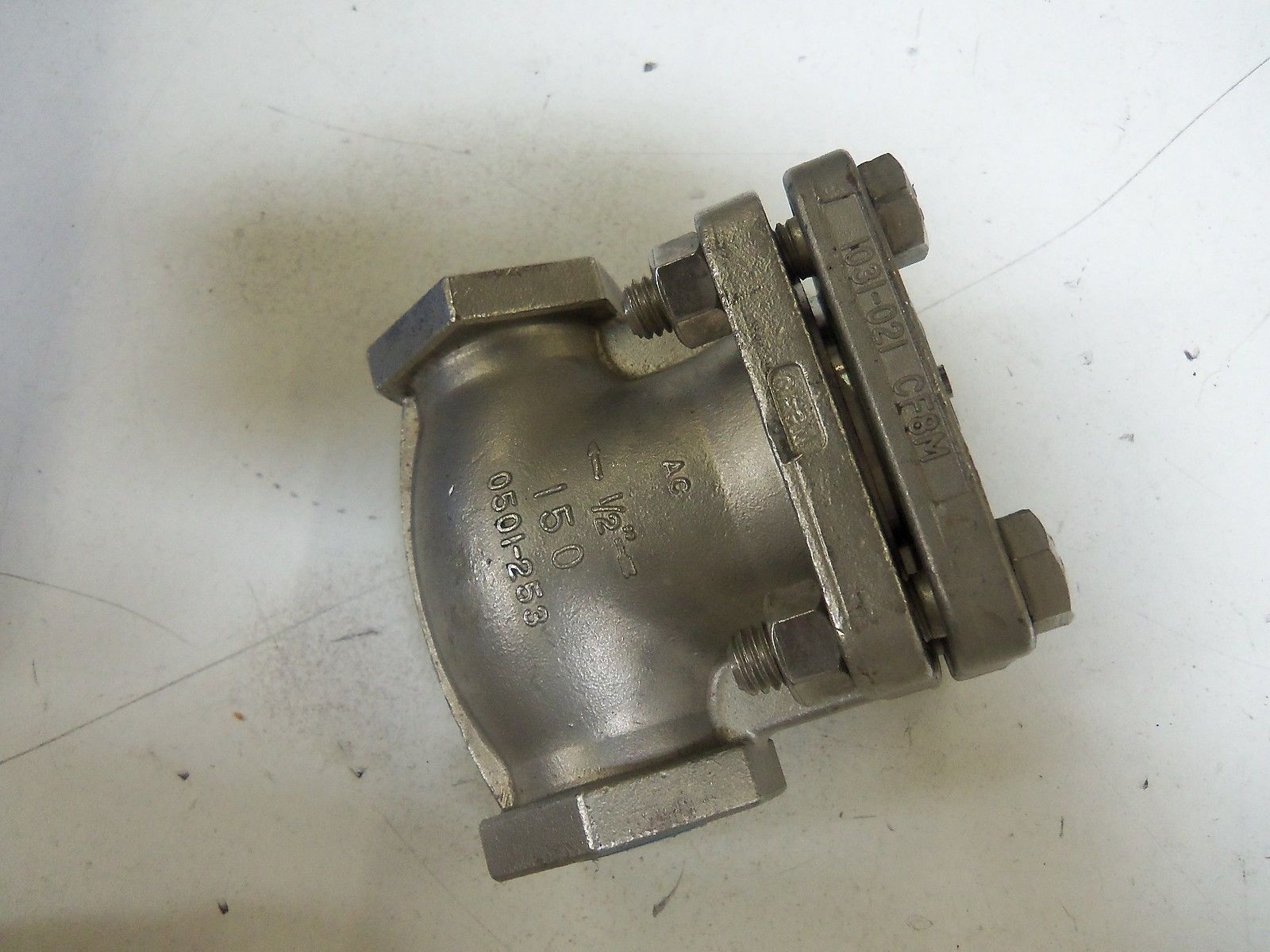 LADISH 5270-0607-05B *NEW NO BOX*