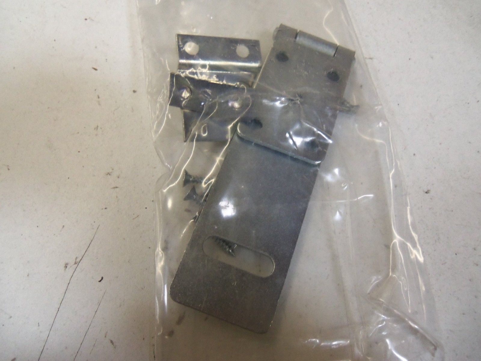 LAWRENCE SAFETY HASP PB1915 *NEW IN FACTORY BAG*