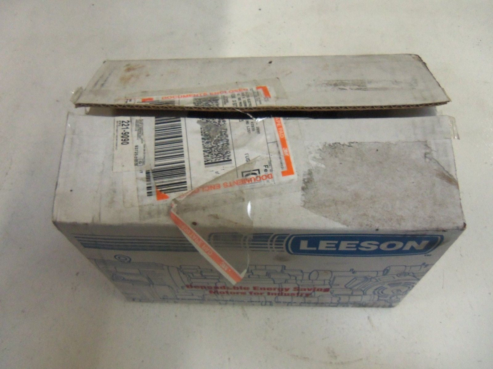 LEESON C4C17FC34 *NEW IN BOX*