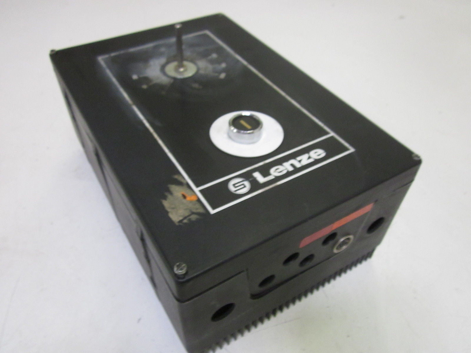 LENZE 8/7213/4062 *USED*