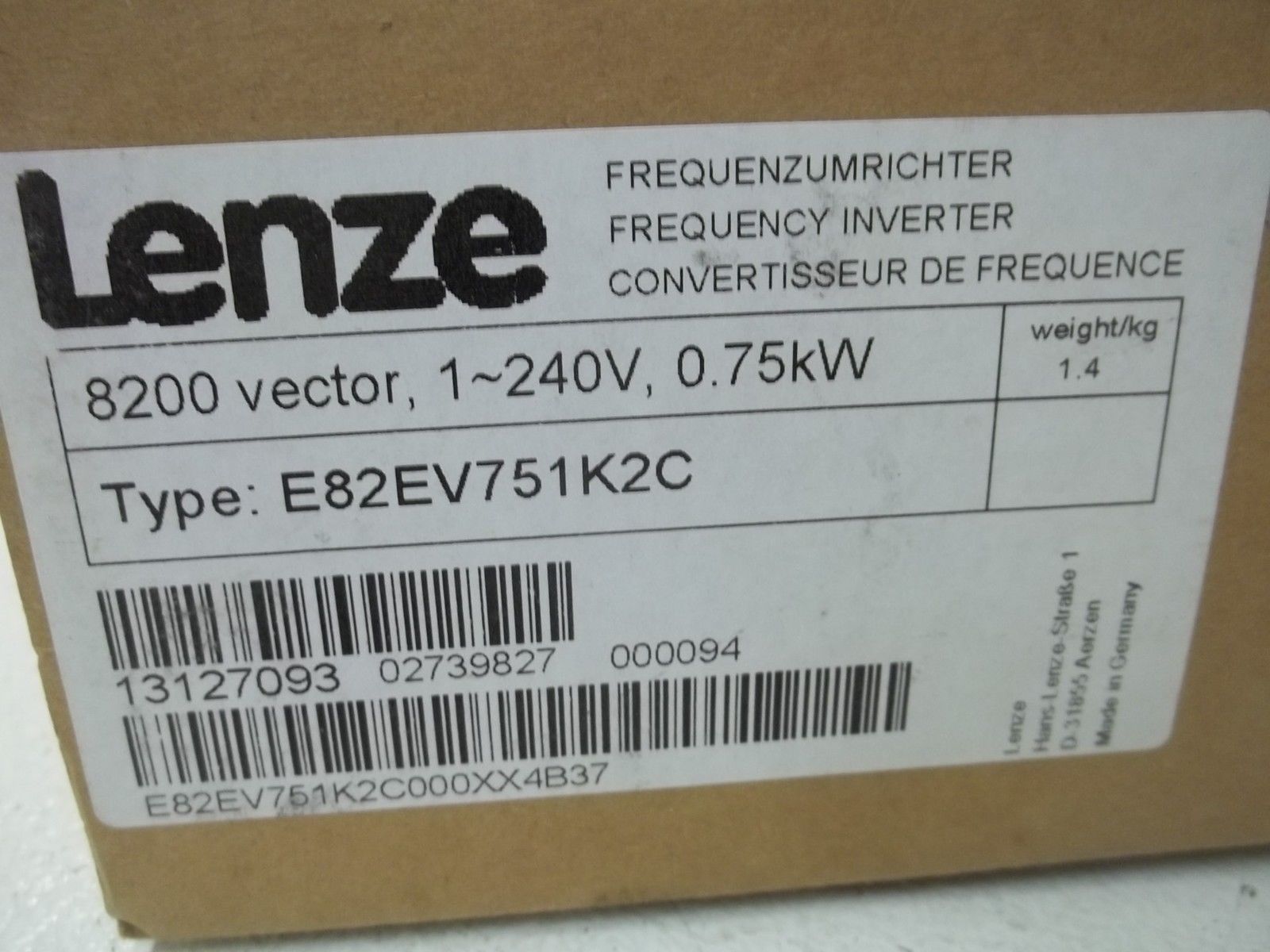 LENZE E82EV751K2C FREQUENCY INVERTER (AS PICTURED) *NEW IN BOX*