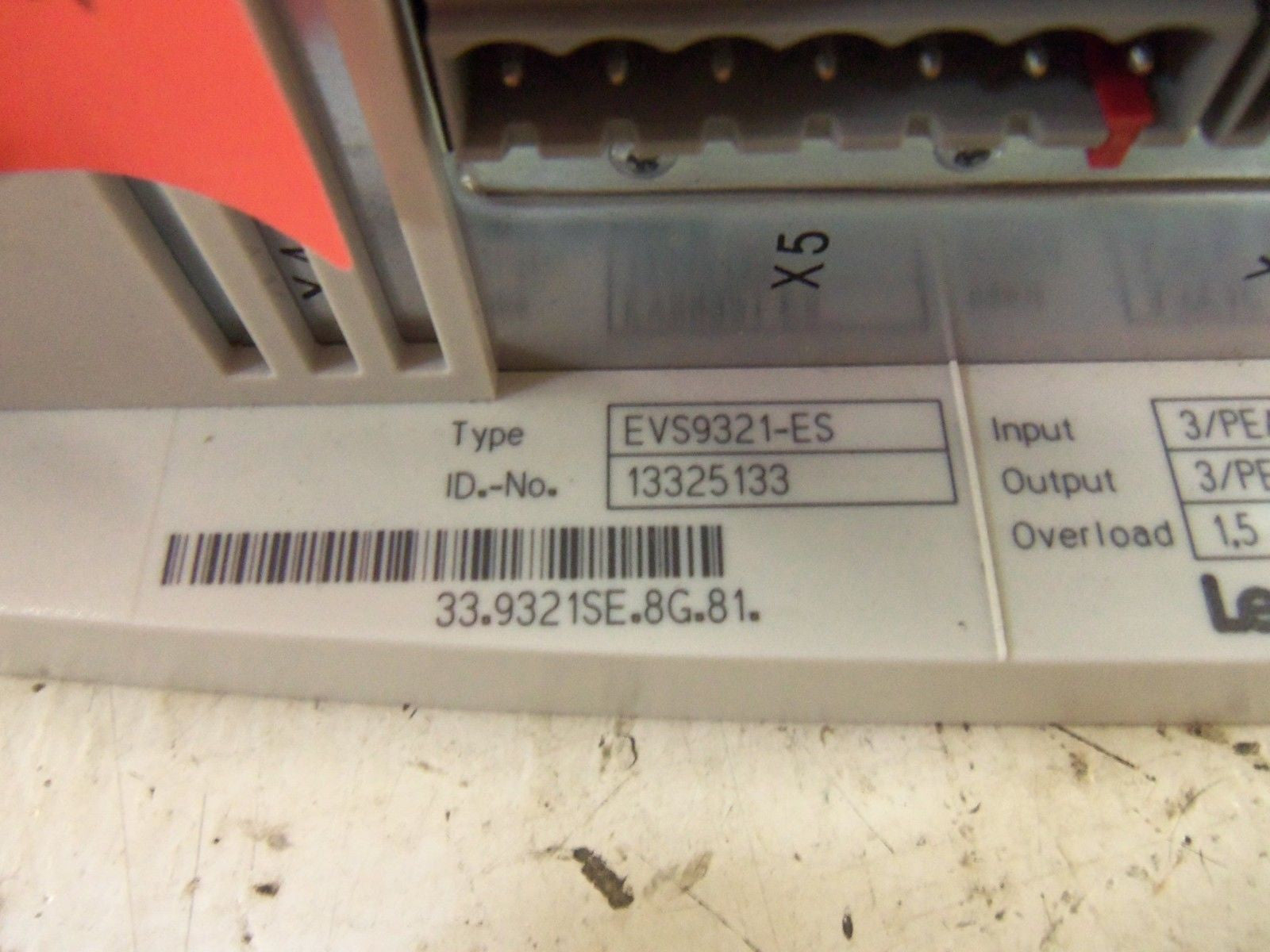 LENZE EVS9321-ES SERVO CONTROLLER *NEW IN BOX*
