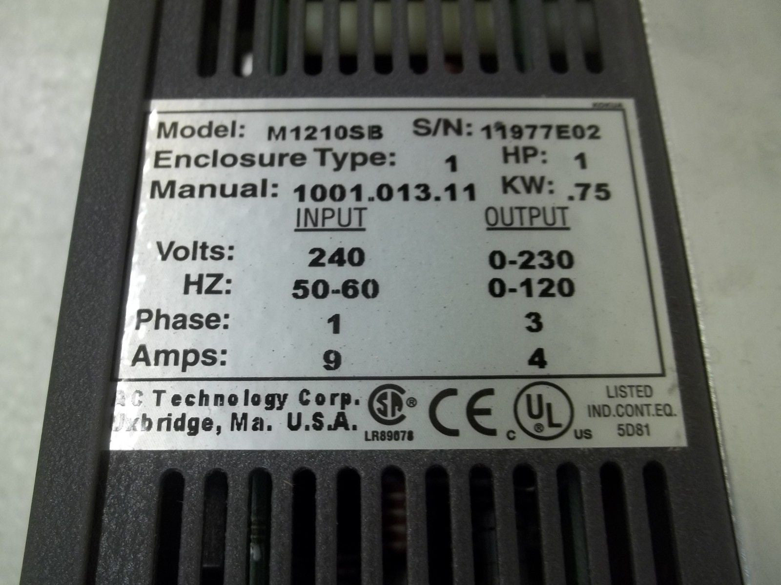 LENZE M1210SB AC TECH DRIVE *NEW IN BOX*