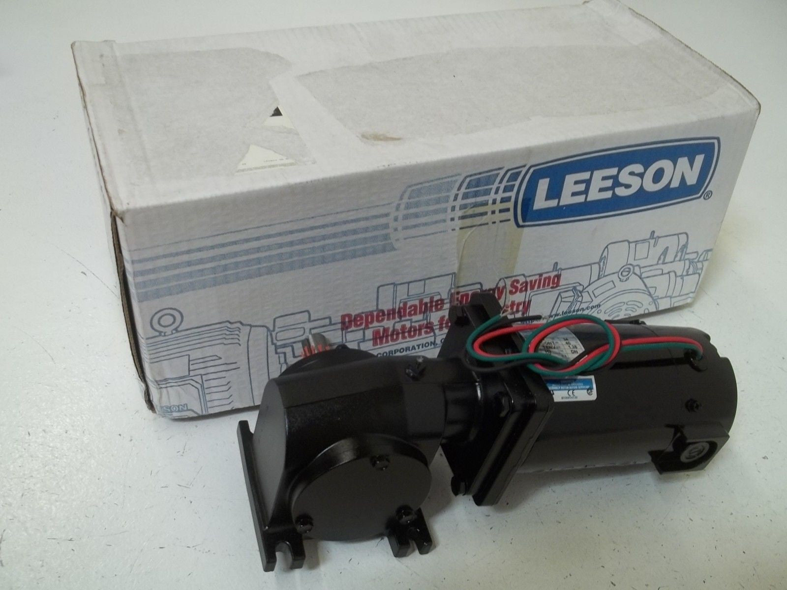 LESSON M1135039.00 PERMANENT MAGNET D.C. GEAR MOTOR *NEW IN BOX*