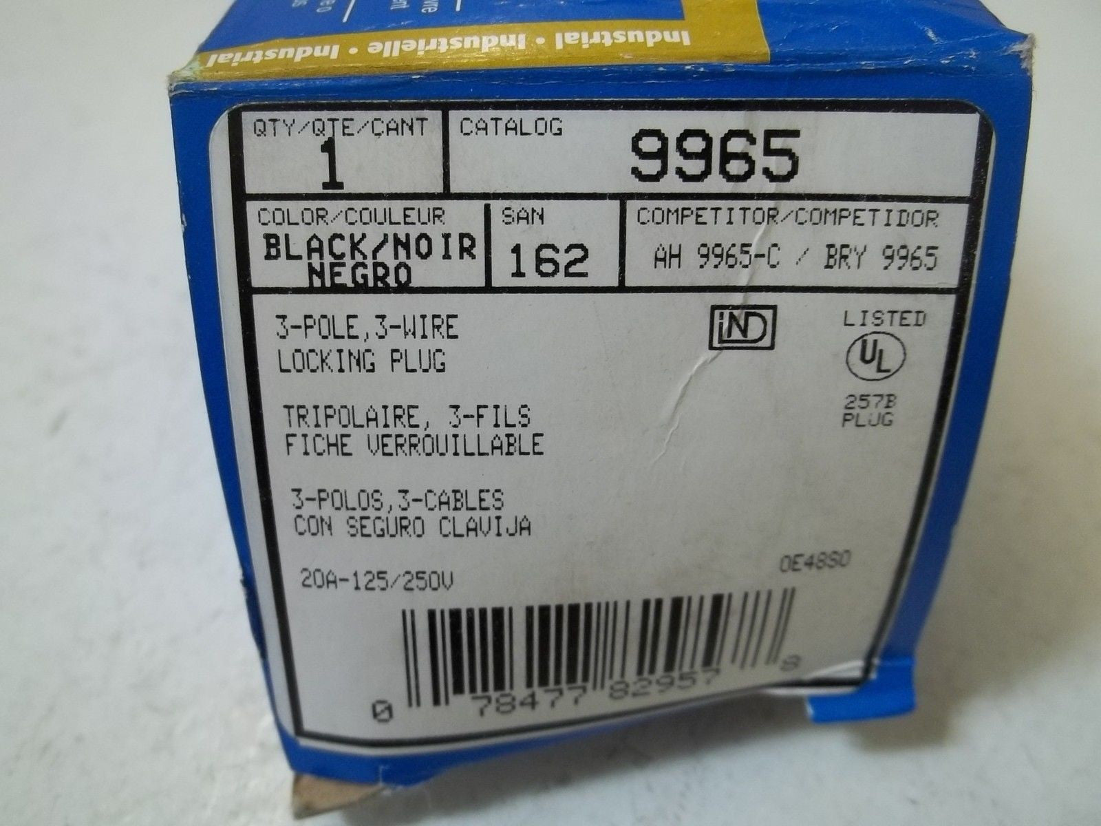 LEVITION 9965 3-POLE, 3-WIRE LOCKING PLUG *NEW IN BOX*